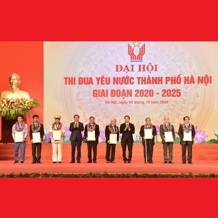 Nguyên Ủy viên Bộ Chính trị Vũ Oanh và Nhà thơ Vũ Quần Phương được vinh danh Công dân Thủ đô ưu tú 2020